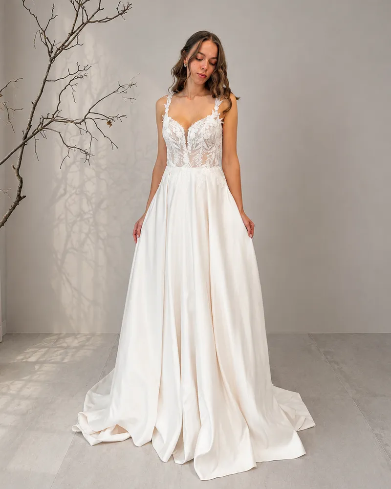 Bild 1 des Brautkleides Lina Becker - #27181 | Astra